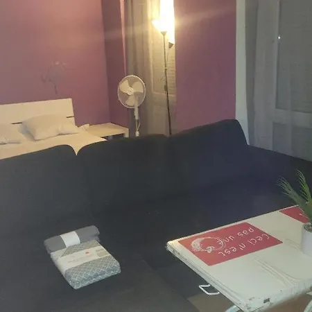 Montmartre Apartamento *