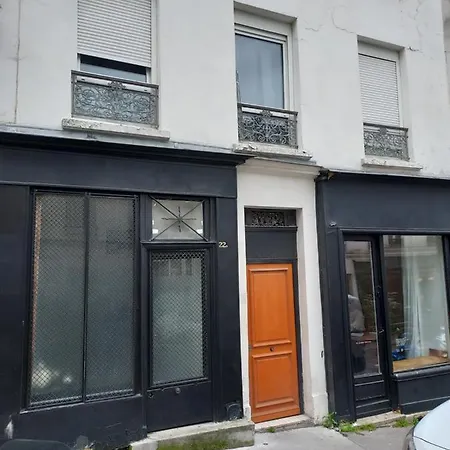 Montmartre Apartment *
